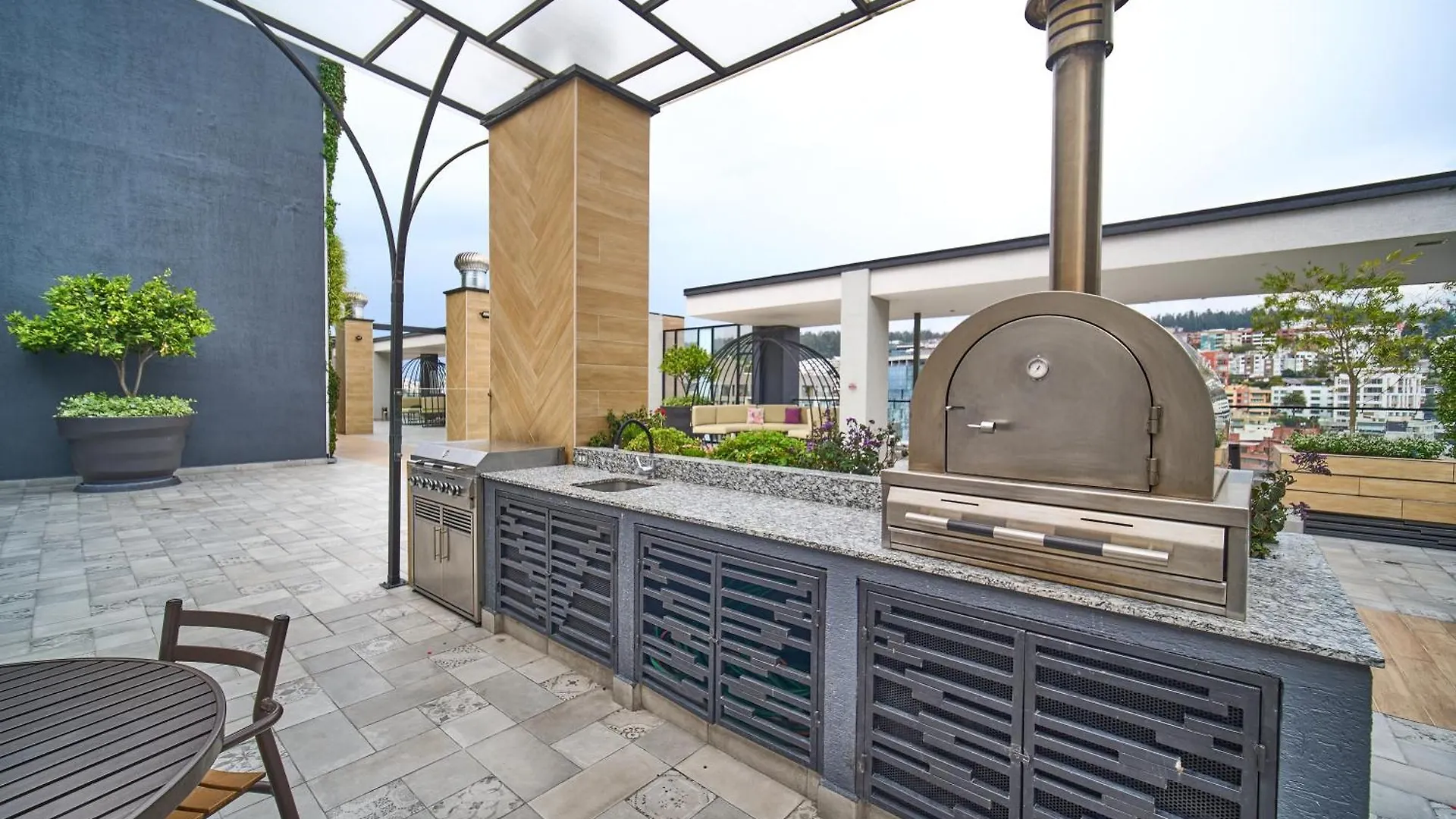 Moderna Suite En Quito 0*,
